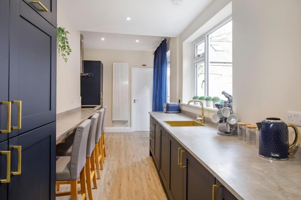The Milton - Stylish Terraced Villa ยอร์ค ภายนอก รูปภาพ